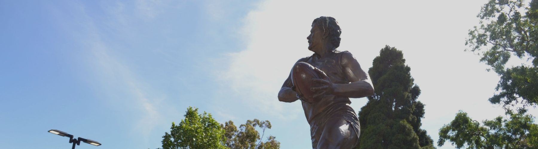 Leigh Matthews MCG Statue