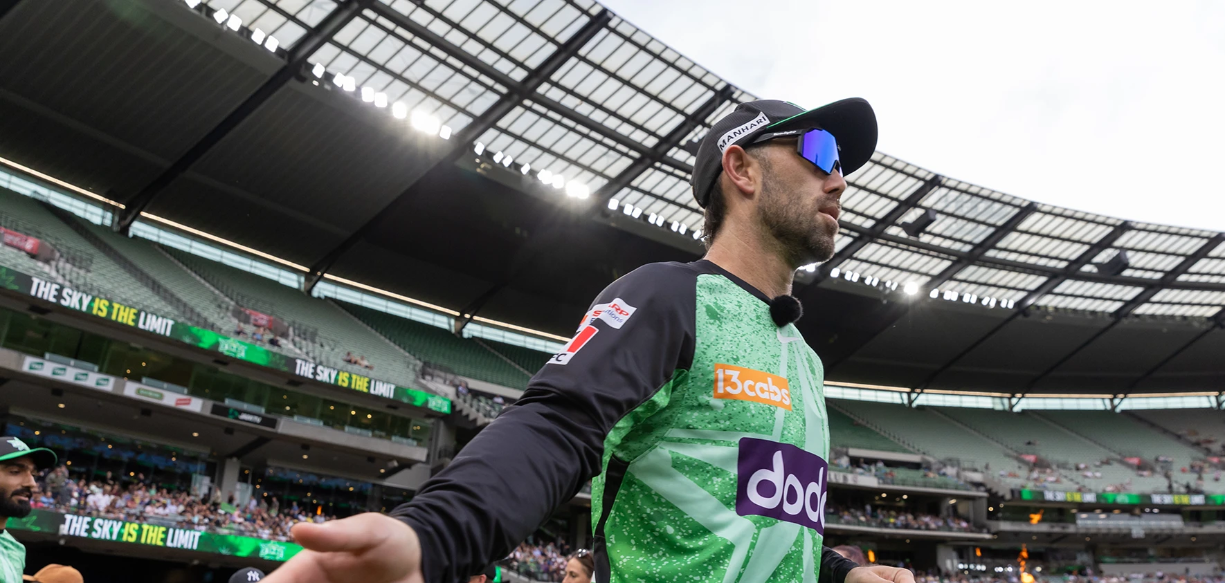 Melbourne Stars enter the MCG arena
