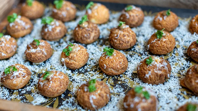 MCGN_140624_032_LRWFS Waitlist Christmas_ImageCard.webp